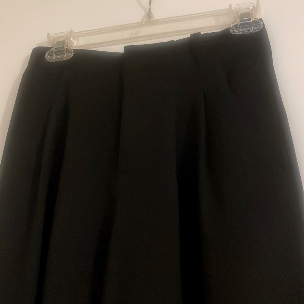 Alice and Olivia wide leg, high waisted slack. Size 2.